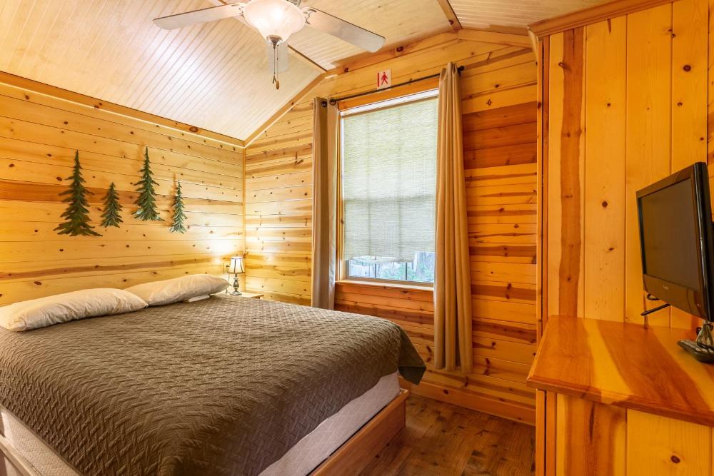 Two-Bedroom Premier Cottage interior